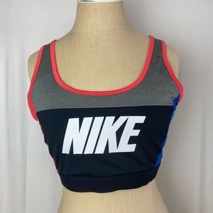 Nike womens size large sports bra
